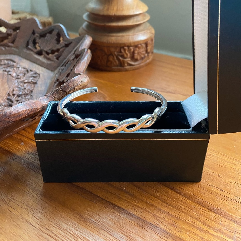 Sterling Silver Scottish Loch Ness Monster Scotland Dead Stock! Vintage Bracelet